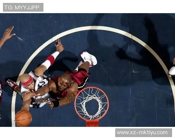 卡梅隆托马斯展现超强实力24投12中贡献33分9助攻成新一代空砍达人 卡梅隆托马斯展现超强实力24投12中贡献33分9助攻成新一代空砍达人