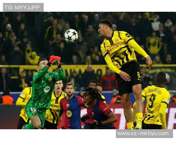 老友重聚感人瞬间佩尼亚福特赛后与巴萨昔日队友深情拥抱